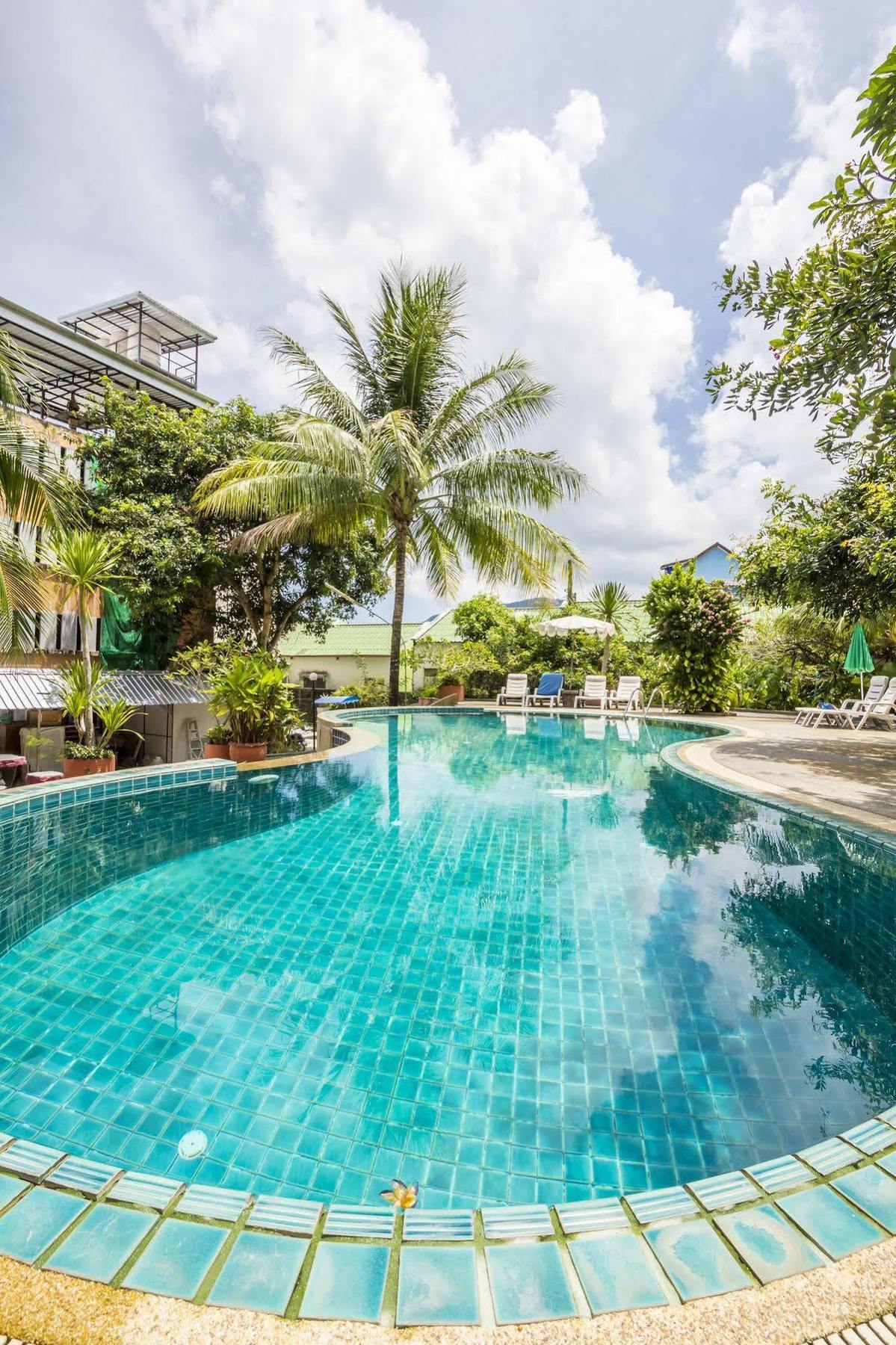 Baan Lukkan Patong Resort Phuket Eksteriør bilde